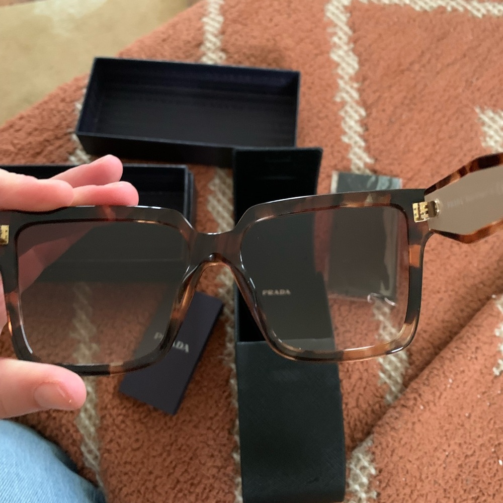 PRADA PR 24ZS TRT SHN BRN G sunglasses - Picture 8 of 16